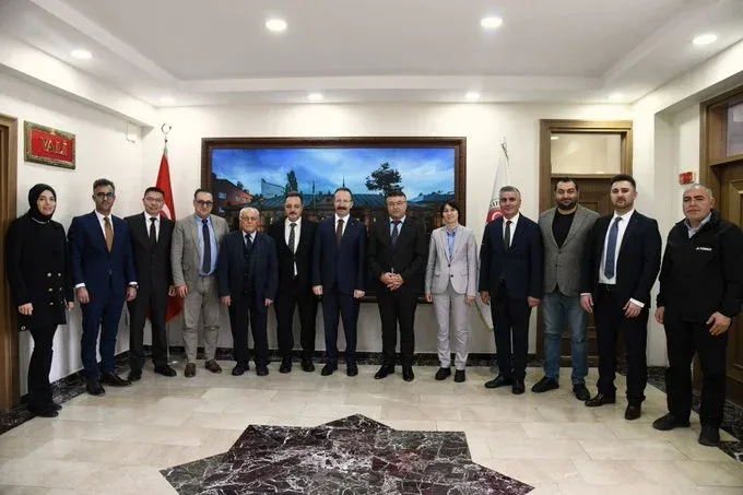 TİMBİR Genel Başkanı Dr. Süleyman Basa Ardahan Valisi Yamlı’yı ziyaret etti