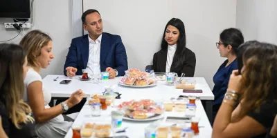 Bornova Belediye Başkanı Eşki öğrencilerle buluştu